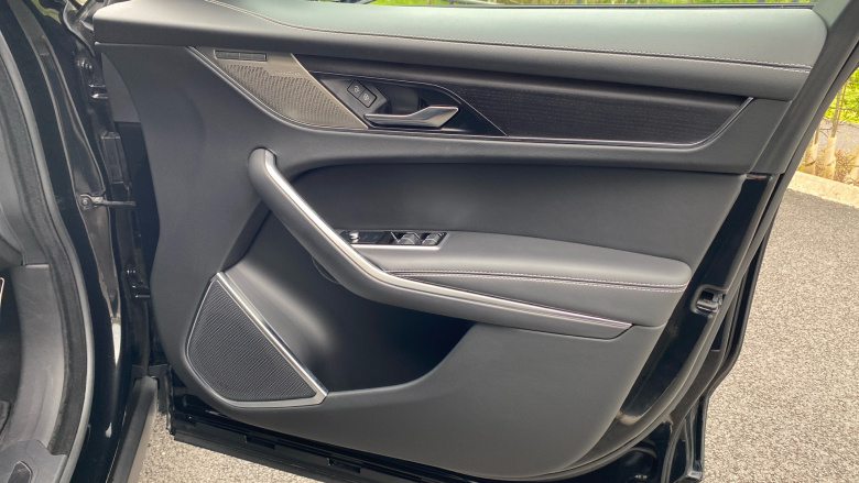 Jaguar F-Pace 2.0 P400e R-Dynamic HSE Black 5dr Auto AWD Estate